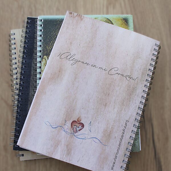 cuaderno sagrado corazón con palomas secundaria